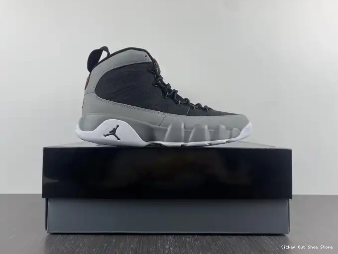 Kicked Out Shoe Store CT8019-060 Particle Grey 9 Retro Jordan 0527